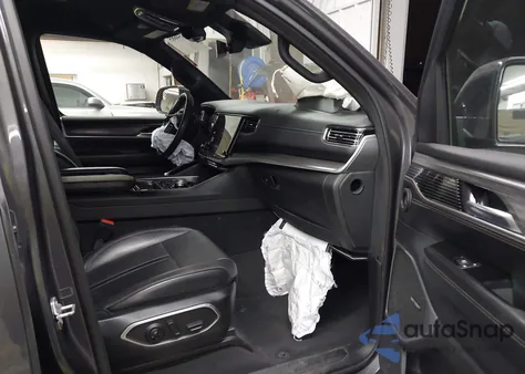 2023 Jeep Wagoneer L Series Ii 4X4 from USA, damaged, VIN 1C4SJSBP9PS542577